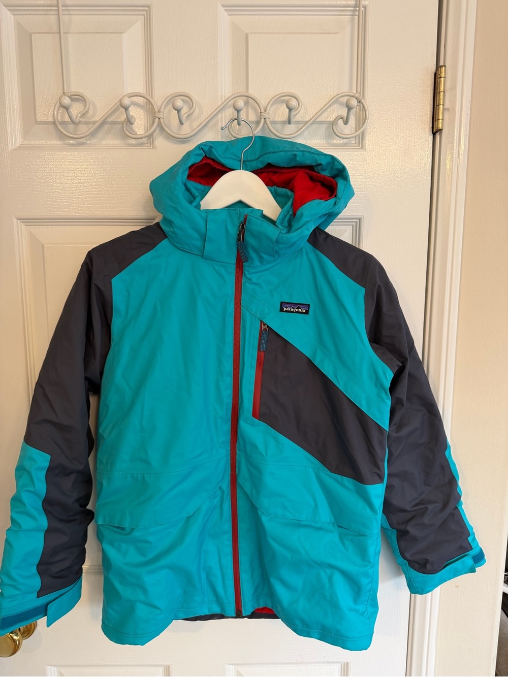 Patagonia Kids Teal and Gray Hooded Winter Jacket Size 12 (L)